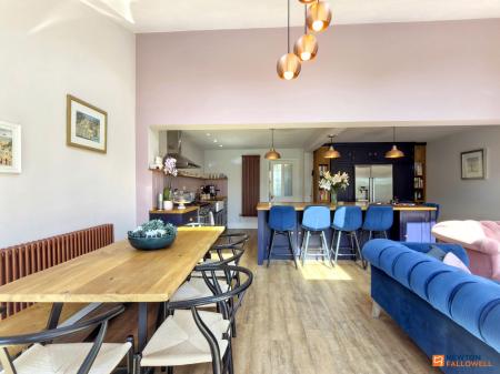 4 bedroom Detached house for sale in Church Lane, Whitwick, LE67