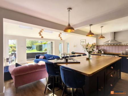 4 bedroom Detached house for sale in Church Lane, Whitwick, LE67