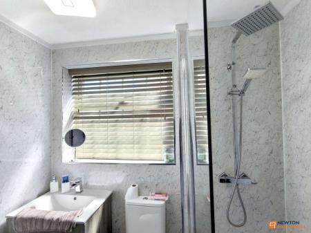 4 bedroom Detached house for sale in The Limes, Ravenstone, LE67