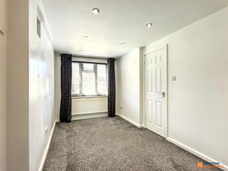 4 bedroom Detached house for sale in The Limes, Ravenstone, LE67