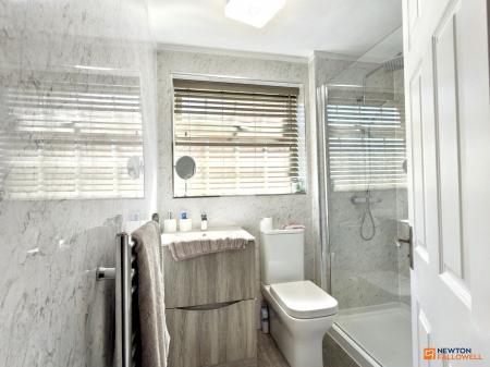 4 bedroom Detached house for sale in The Limes, Ravenstone, LE67