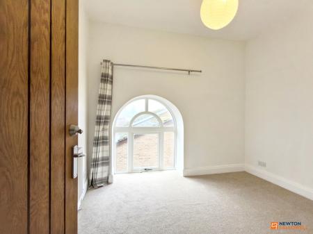 3 bedroom Semi-detached house for sale in The Green, Markfield, LE67