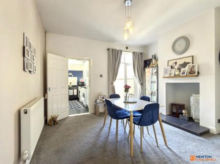 2 bedroom Terraced House for sale in Belvoir Road, Coalville, LE67