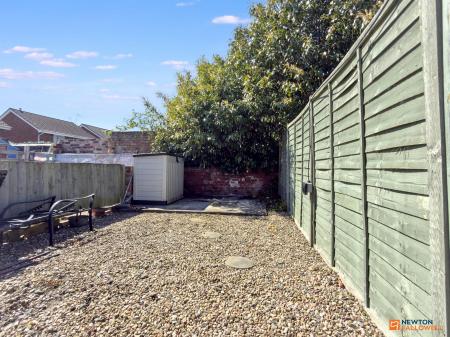 2 bedroom Terraced House for sale in Belvoir Road, Coalville, LE67