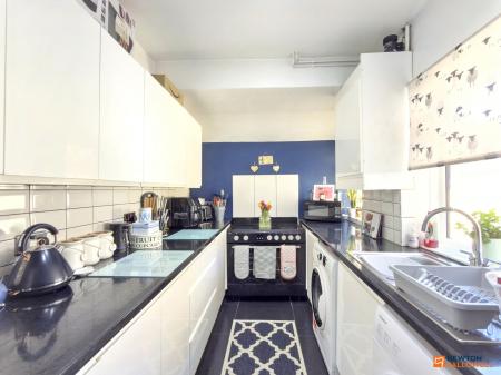 2 bedroom Terraced House for sale in Belvoir Road, Coalville, LE67