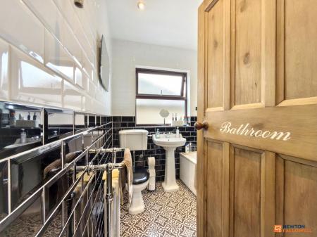 3 bedroom Detached house for sale in James Street, Coalville, LE67