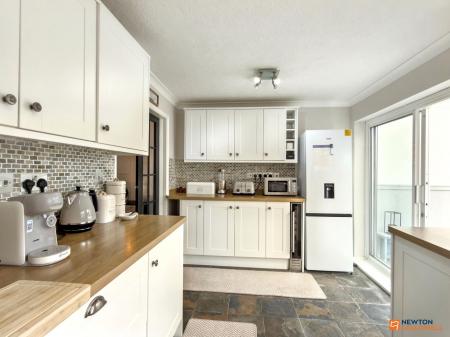 2 bedroom Semi-detached house for sale in St. Denys Crescent, Ibstock, LE67
