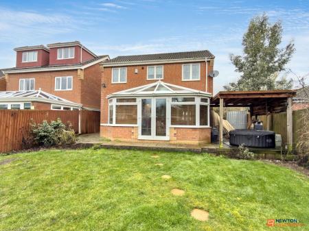 4 bedroom Detached house for sale in Hextall Drive, Ibstock, LE67
