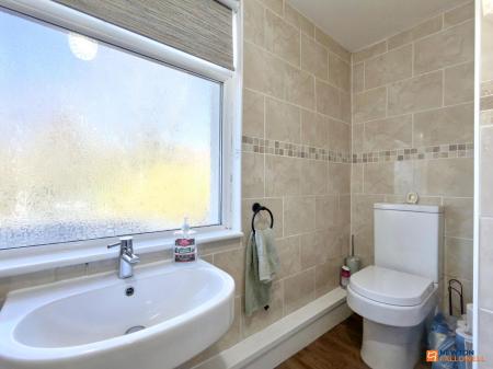 3 bedroom Detached house for sale in Dennis Street, Hugglescote, LE67