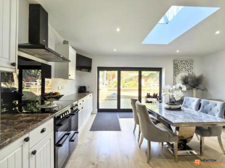 3 bedroom Detached house for sale in Dennis Street, Hugglescote, LE67