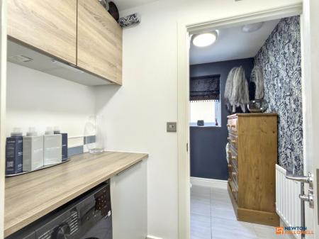 4 bedroom Detached house for sale in Jade Grove, Coalville, LE67