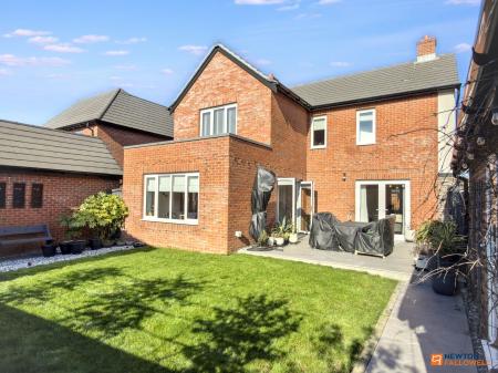 4 bedroom Detached house for sale in Jade Grove, Coalville, LE67