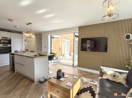 4 bedroom Detached house for sale in Jade Grove, Coalville, LE67