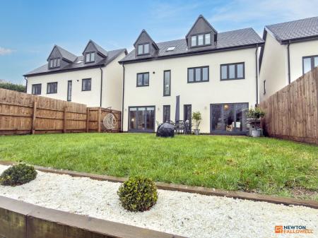 4 bedroom Detached house for sale in Three Waters View, Whitwick, LE67