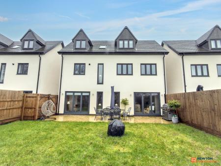4 bedroom Detached house for sale in Three Waters View, Whitwick, LE67