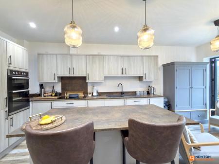 4 bedroom Detached house for sale in Three Waters View, Whitwick, LE67