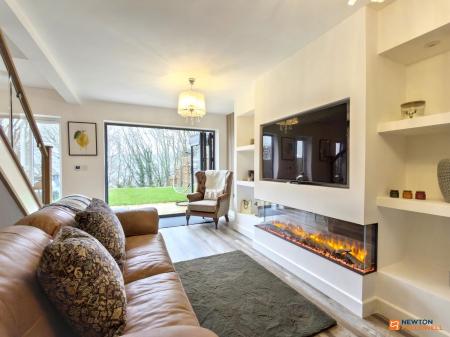 4 bedroom Detached house for sale in Three Waters View, Whitwick, LE67
