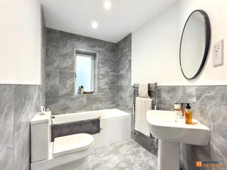4 bedroom Detached house for sale in Three Waters View, Whitwick, LE67