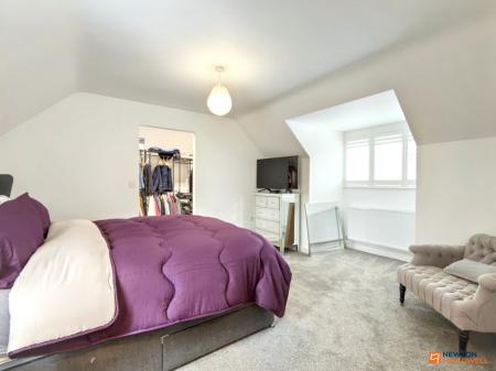 4 bedroom Detached house for sale in Three Waters View, Whitwick, LE67