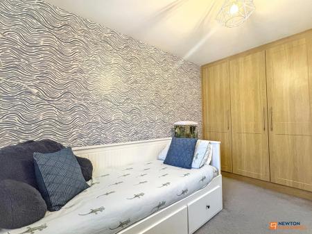 4 bedroom Semi-detached house for sale in Discovery Close, Coalville, LE67
