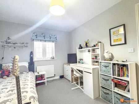 4 bedroom Semi-detached house for sale in Discovery Close, Coalville, LE67