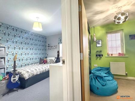 4 bedroom Semi-detached house for sale in Discovery Close, Coalville, LE67