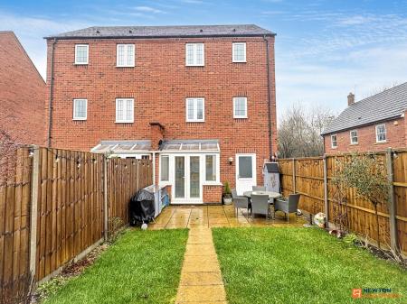 4 bedroom Semi-detached house for sale in Discovery Close, Coalville, LE67