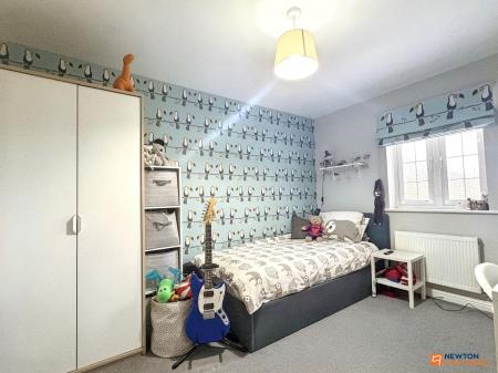 4 bedroom Semi-detached house for sale in Discovery Close, Coalville, LE67
