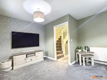 4 bedroom Semi-detached house for sale in Discovery Close, Coalville, LE67