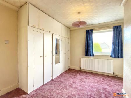 2 bedroom Terraced House for sale in Belvoir Road, Coalville, LE67