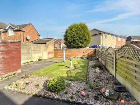 2 bedroom Terraced House for sale in Belvoir Road, Coalville, LE67