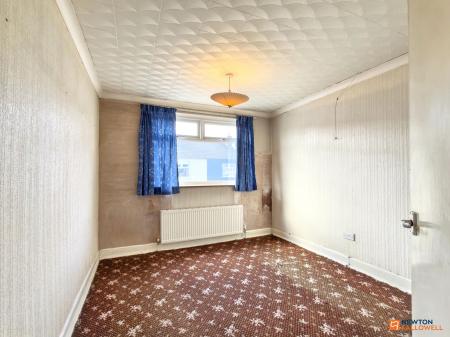 2 bedroom Terraced House for sale in Belvoir Road, Coalville, LE67