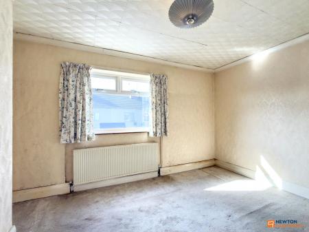 2 bedroom Terraced House for sale in Belvoir Road, Coalville, LE67