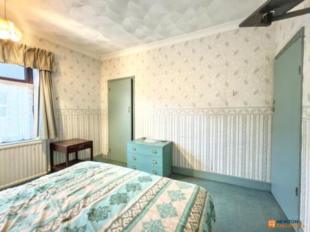 2 bedroom Terraced House for sale in Berrisford Street, Coalville, LE67