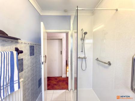 2 bedroom Terraced House for sale in Berrisford Street, Coalville, LE67