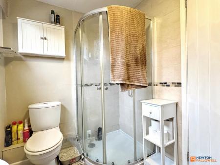 3 bedroom Detached house for sale in Claremont Drive, Ravenstone, LE67