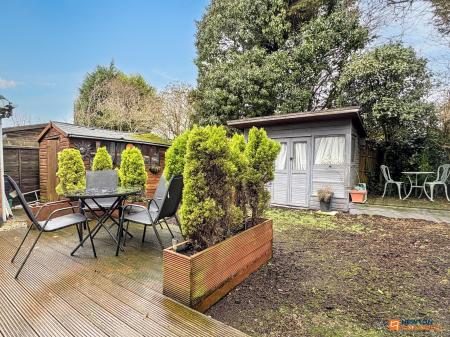 3 bedroom Detached house for sale in Claremont Drive, Ravenstone, LE67