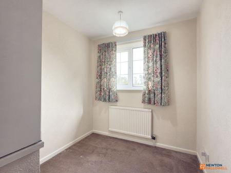 3 bedroom Semi-detached house for sale in Oxford Street, Coalville, LE67