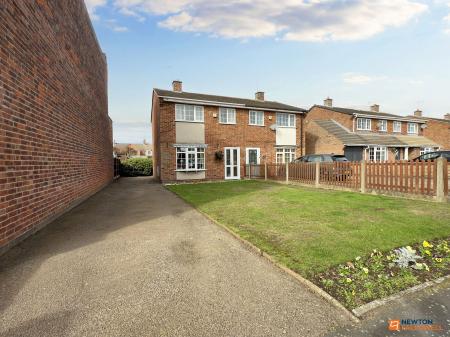 Oxford Street, Coalville, LE67