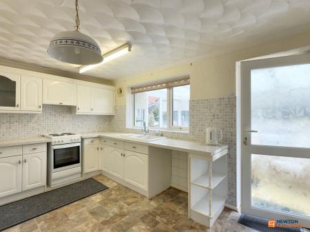2 bedroom Detached bungalow for sale in Rosedale, Whitwick, LE67