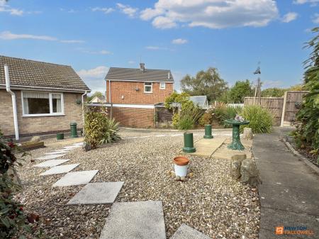 2 bedroom Detached bungalow for sale in Rosedale, Whitwick, LE67