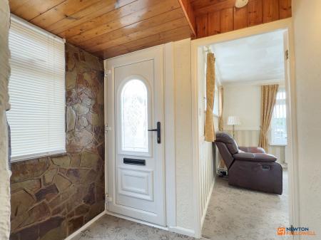 2 bedroom Detached bungalow for sale in Rosedale, Whitwick, LE67