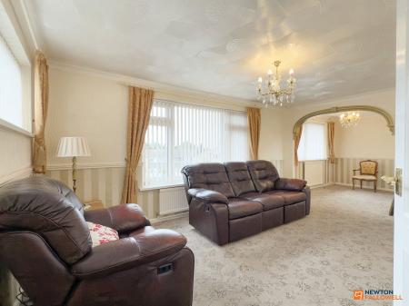 2 bedroom Detached bungalow for sale in Rosedale, Whitwick, LE67