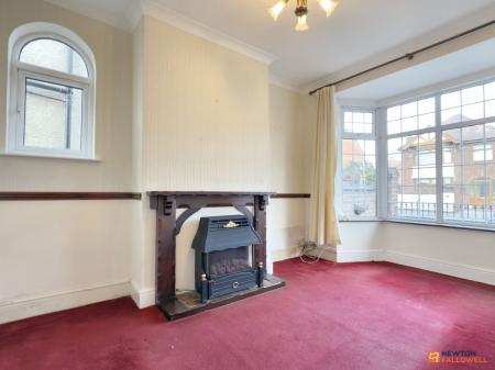 3 bedroom Semi-detached house for sale in Ashby Road, Coalville, LE67