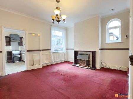 3 bedroom Semi-detached house for sale in Ashby Road, Coalville, LE67
