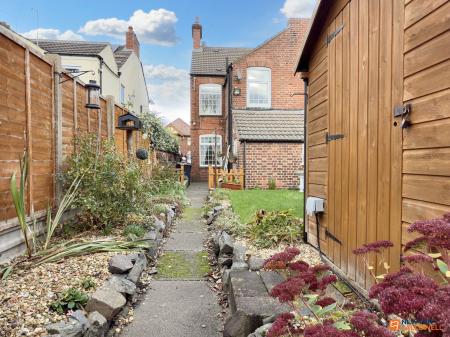 3 bedroom Semi-detached house for sale in Ashby Road, Coalville, LE67