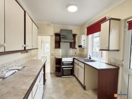 3 bedroom Semi-detached house for sale in Ashby Road, Coalville, LE67