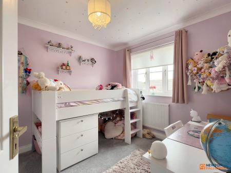 3 bedroom Detached house for sale in Alvis Dale, Rothley, LE7