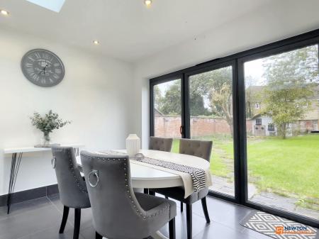 4 bedroom Detached house for sale in Greenhill Road, Coalville, LE67