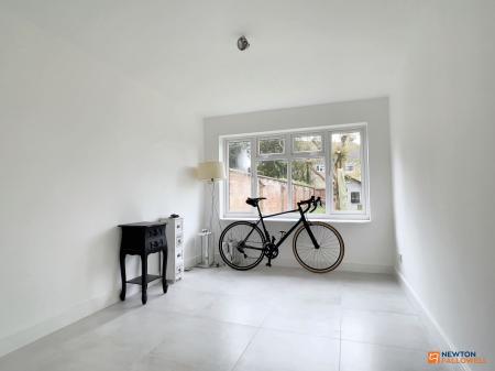 4 bedroom Detached house for sale in Greenhill Road, Coalville, LE67
